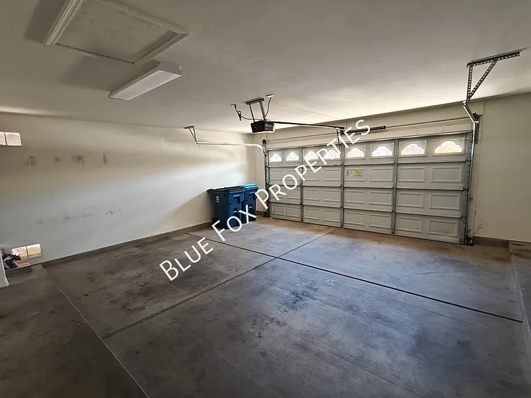 324 N Oak Tree Canyon Loop — Photo 36