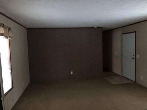 2nd image of 4555 Oakland Dr