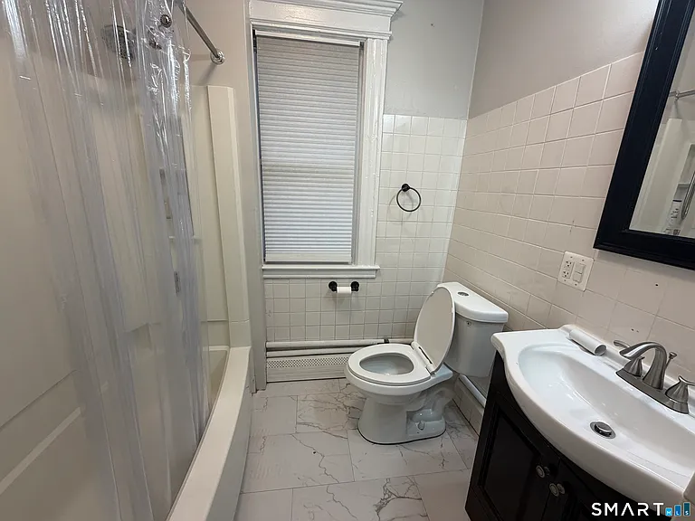 79 James St #2 — Photo 9