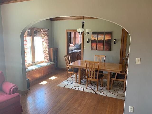 2nd image of 307 N Phillips St