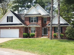 109 White Pine Ct, Bowling Green, KY 42104
