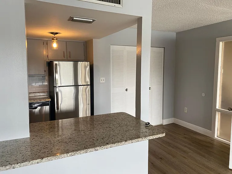 620 Orange Dr #227 — Photo 6