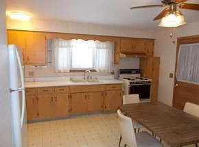5th image of 916 Byford Blvd