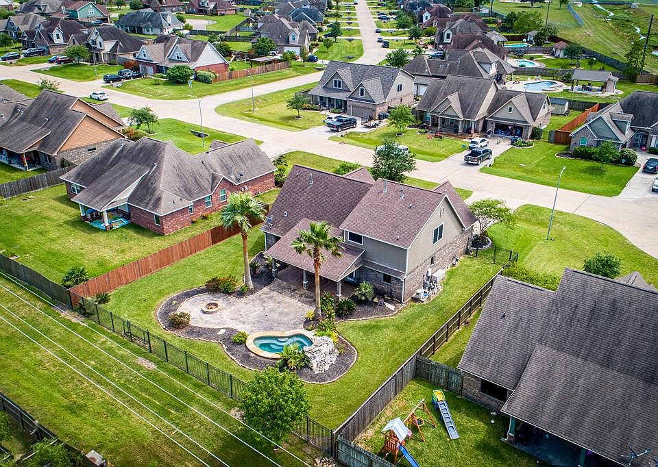 1st image of 13811 Martinique Ln