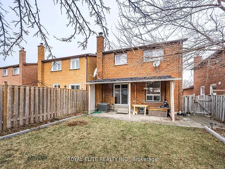 29 Ashmore Cres #BASEMENT — Photo 14