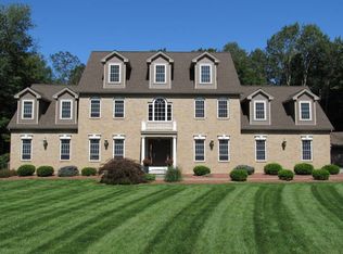 156 Coventry Rd, Mansfield, CT 06250