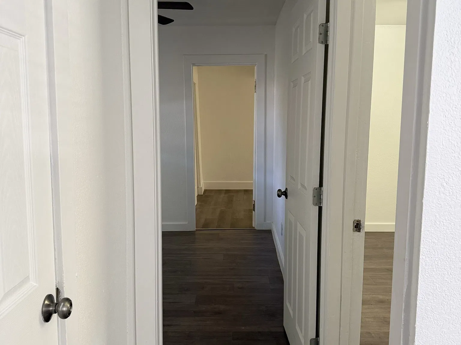 3 bed, 995 sqft, $1,350 — Photo 2