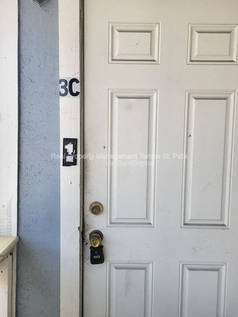2 bed, 1.0 bath, 700 sqft, $995 — Photo 4
