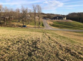 121 McClellan Rd, Philippi, WV 26416