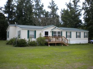 227 Amber Ct, Cottageville, SC 29435