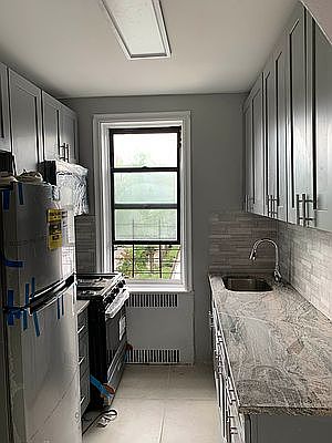 3rd image of 33-38 Parsons Blvd #4G