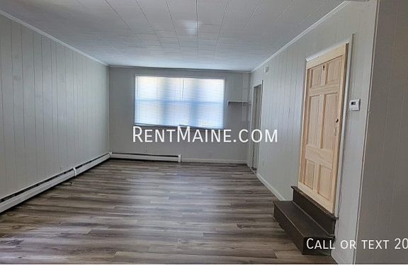 4th image of 482 Main St #1