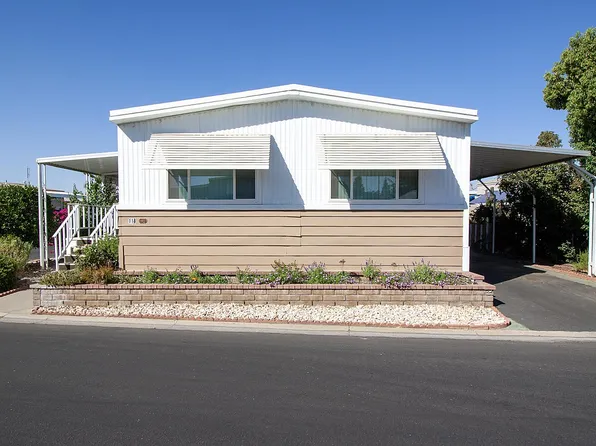 221 W Herndon Ave Space 118, Fresno, CA 93650