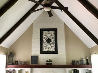 202 NW Bramble Trail Ct, Lees Summit, MO 64064