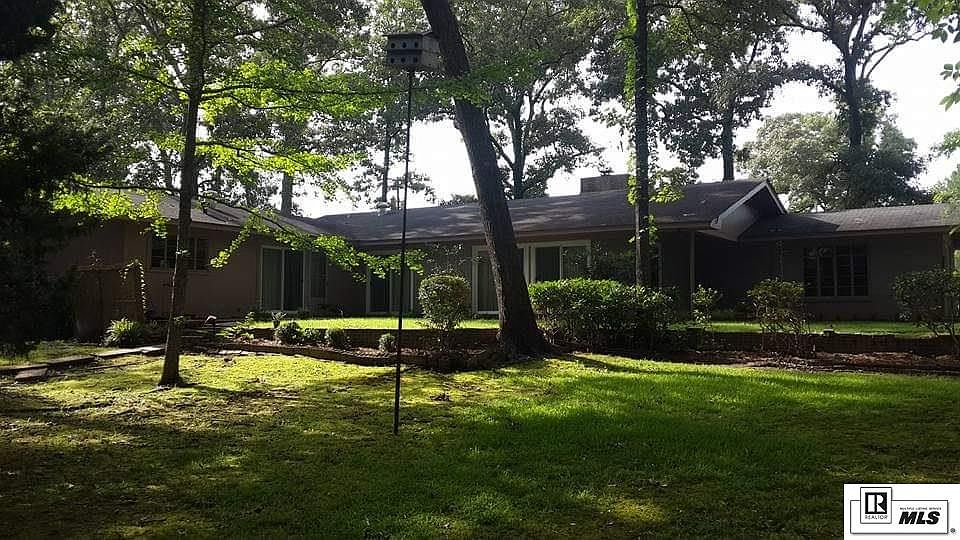 1st image of 1610 Woodland Pl