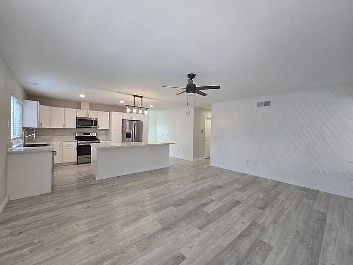 11321 Volans St — Photo 13