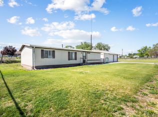 820 N Dunne St, Stanfield, OR 97875