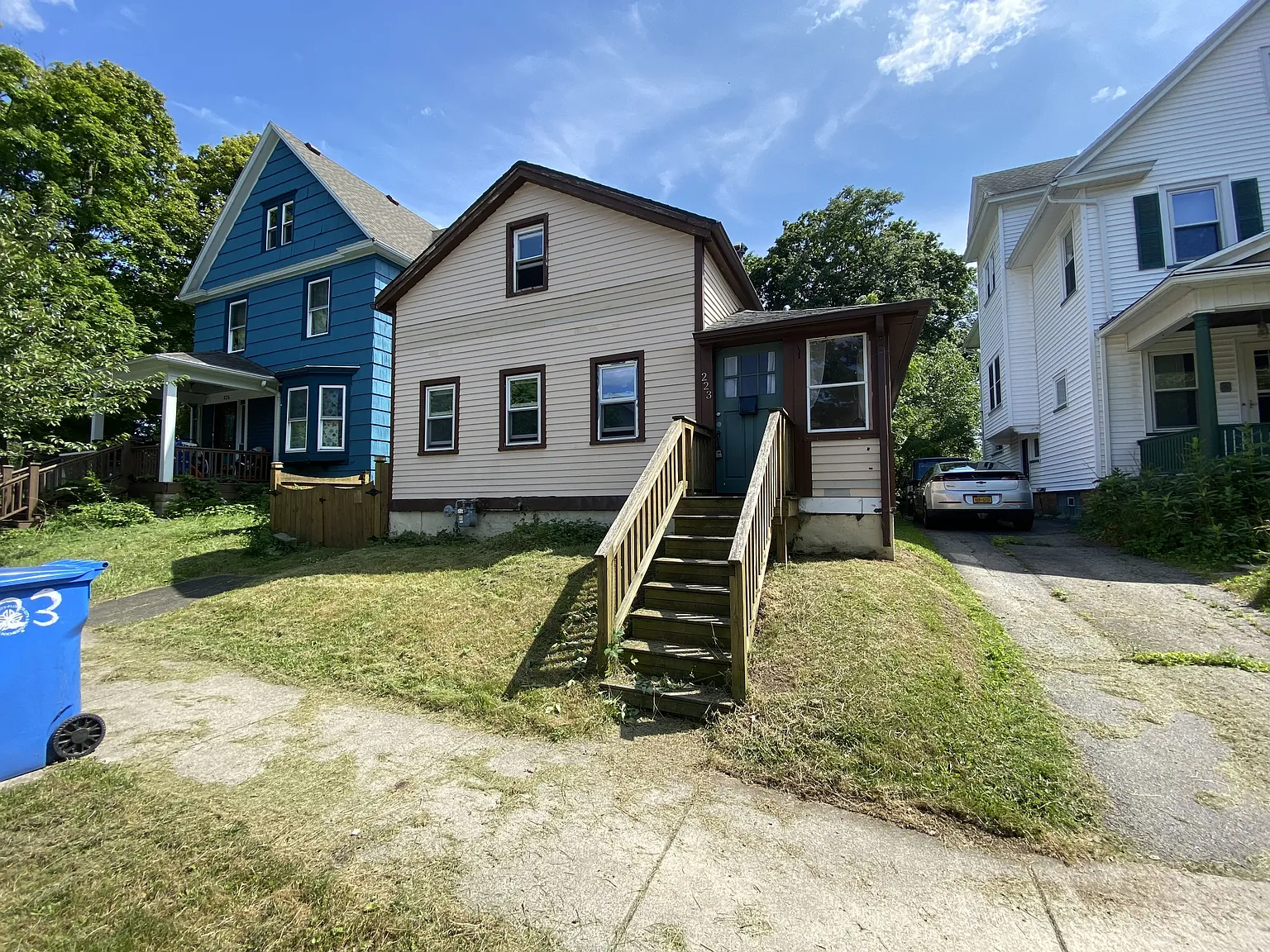 223 Gregory St (E) - 1 — Photo 1