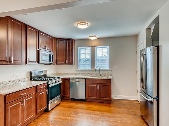 2nd image of 1531 S 49th Ct