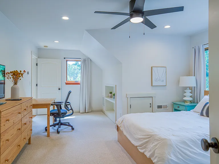9 Boyd Ave — Photo 87