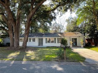 114 Asbury St, Saint Simons Island, GA 31522