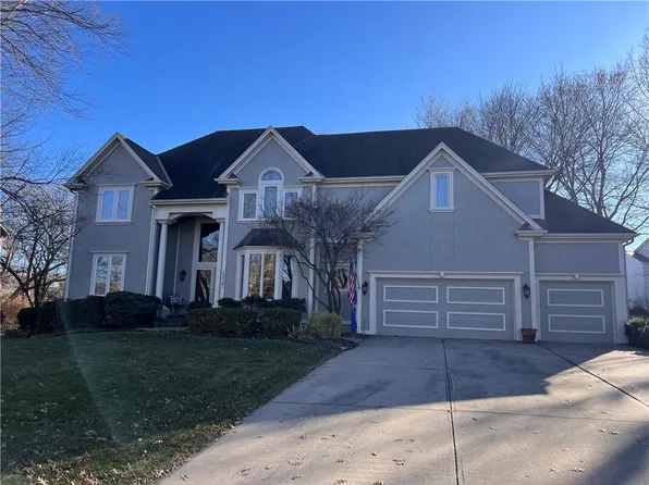 12247 W 128th St, Overland Park, KS 66213