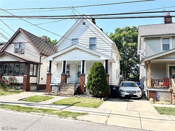 2nd image of 3110 Saratoga Ave