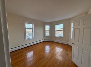18 Inman St #2, Cambridge, MA 02139