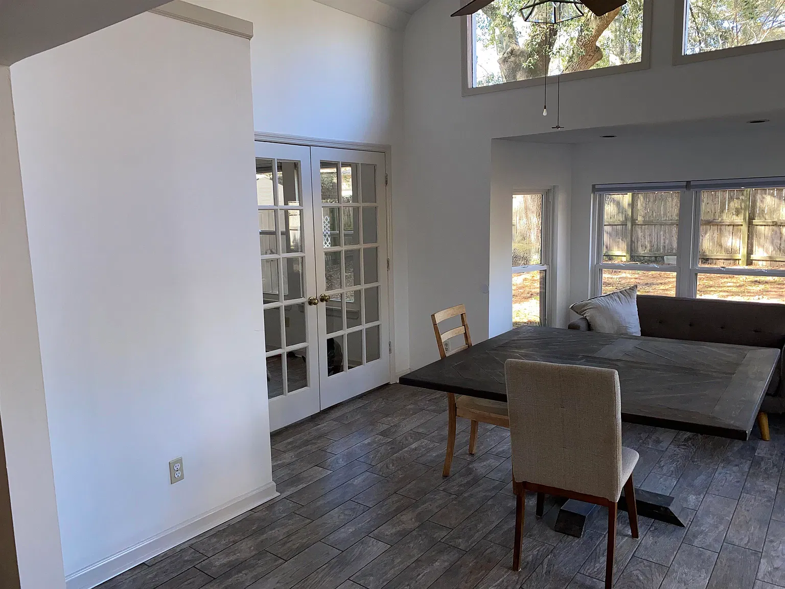 3 bed, 2.0 bath, 1694 sqft, $2,800 — Photo 4