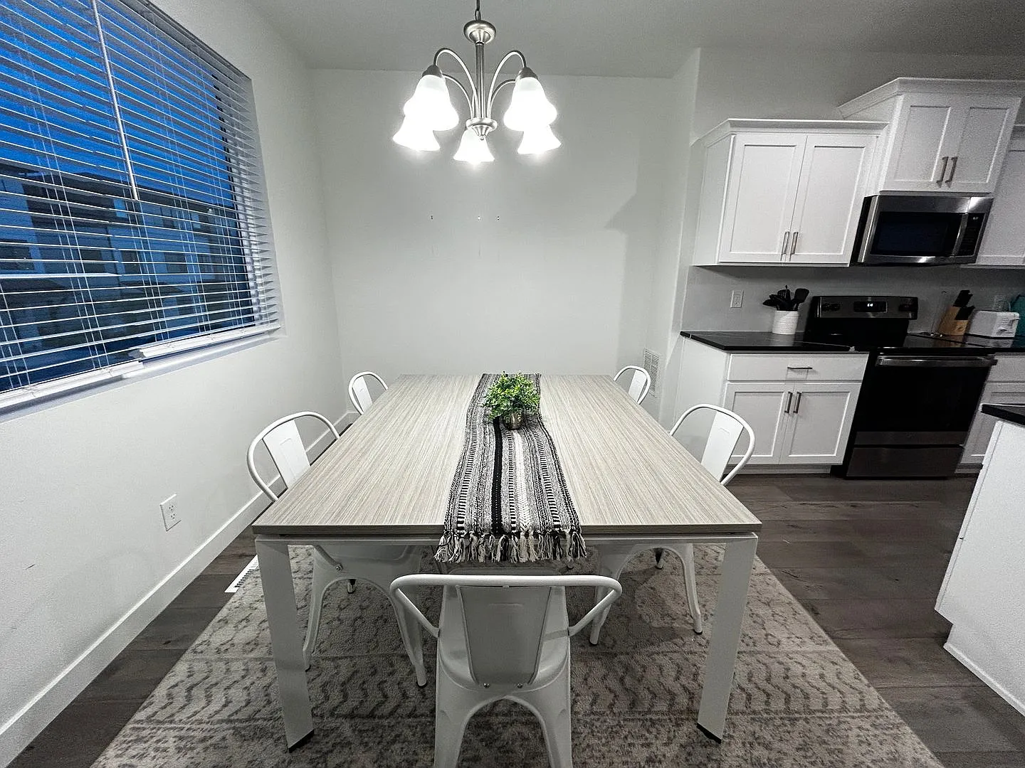 531 S 1040 W — Photo 2