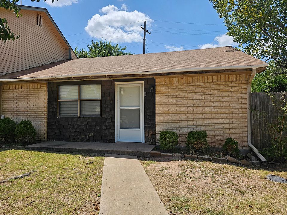 1st image of 1124 NW 52nd Cir