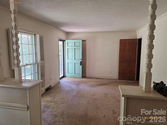 3rd image of 7616 Christie Ln