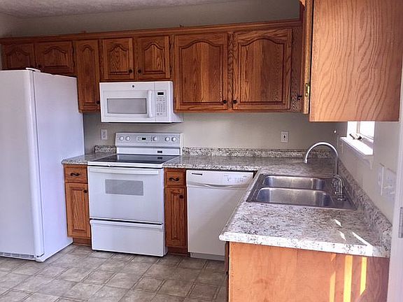 4th image of 1048 Cross Country Dr