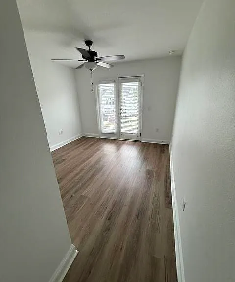 438 Grand Oaks Rd — Photo 11