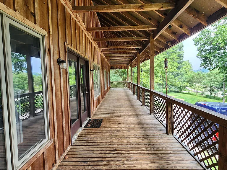780 Company Farm Rd — Photo 37