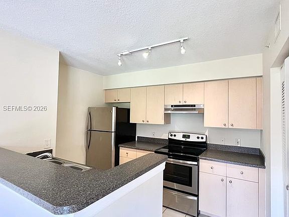 5th image of 4220 San Marino Blvd APT 104