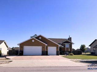 4420 Parkview Dr, Rapid City, SD 57701