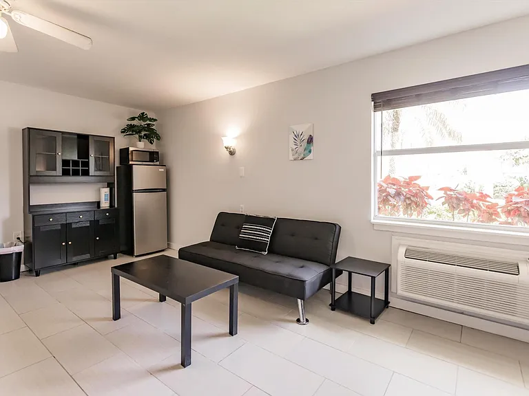 14621 McGregor Blvd #19 — Photo 8