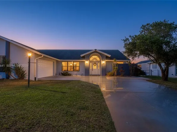 5402 NW Emblem St, Port Saint Lucie, FL 34983
