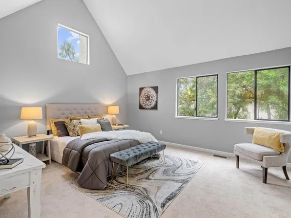 1821 Kentfield Ave, Redwood City, CA 94061