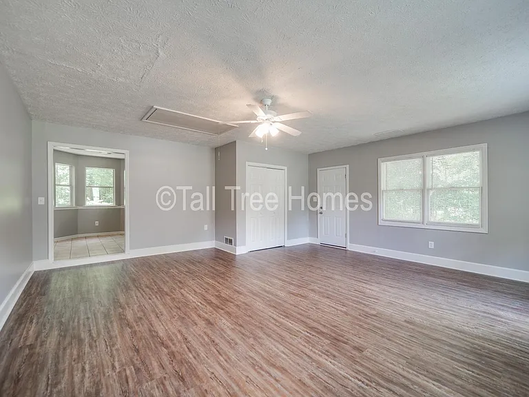 15 Peachtree Way — Photo 12