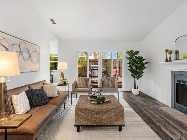 1929 Winding Oak St, Lodi, CA 95242