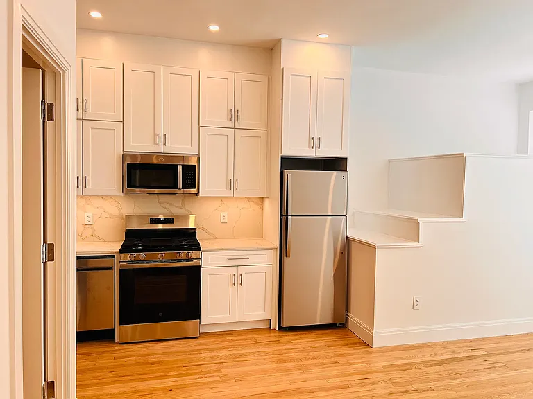 85 Hicks St #1 — Photo 2