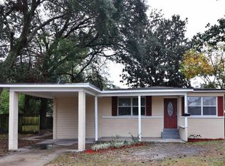 6724 Lotus Rd S, Jacksonville, FL 32211