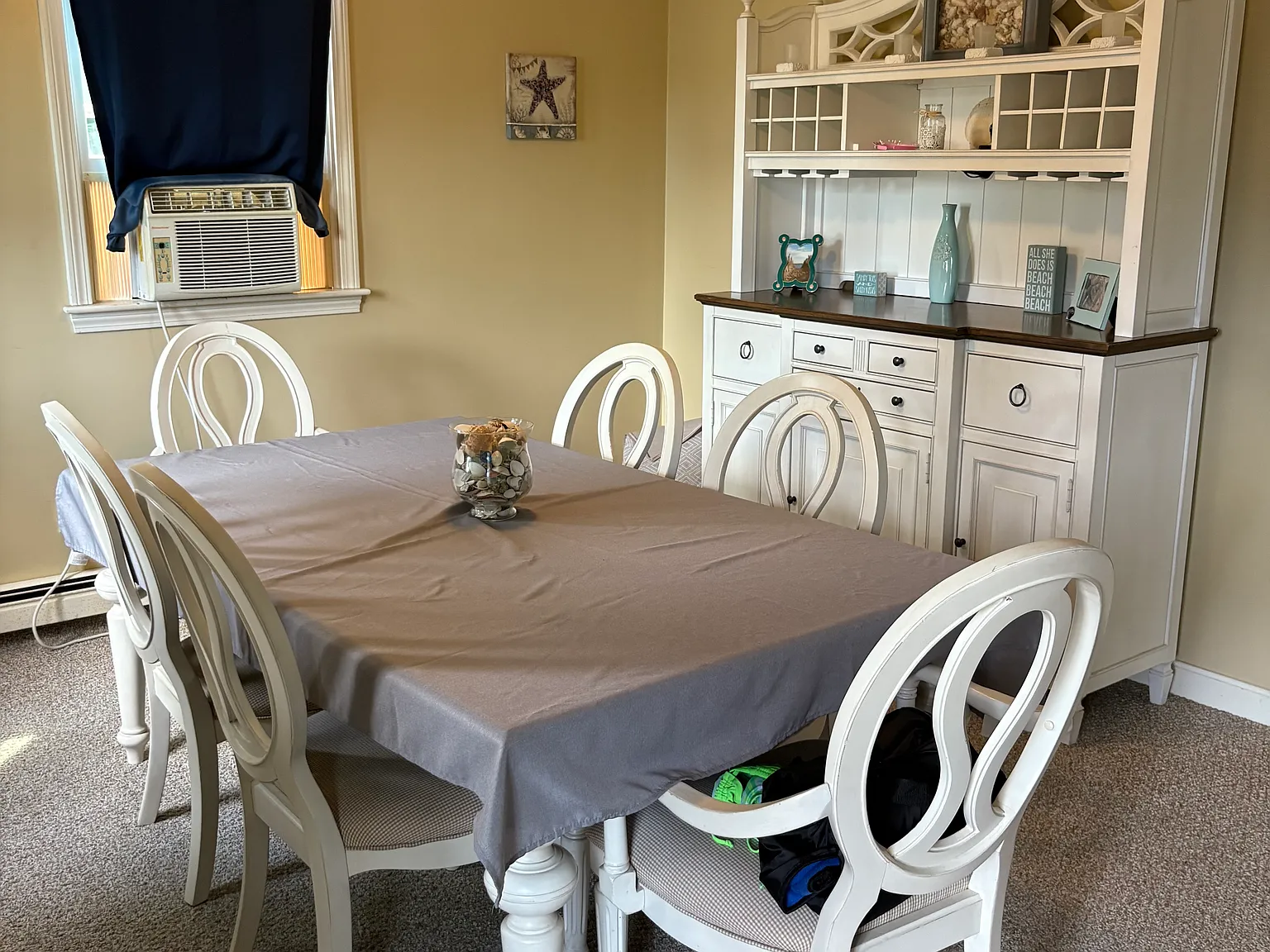 4 bed, 1.5 bath, 1736 sqft, $2,975 — Photo 2