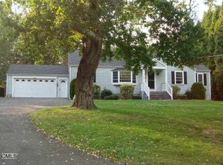 189 Larkspur Rd, Fairfield, CT 06824