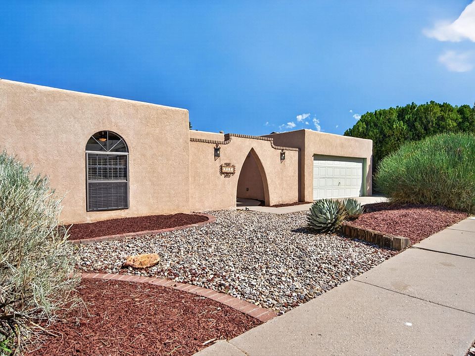 1st image of 1129 Monte Largo Dr NE