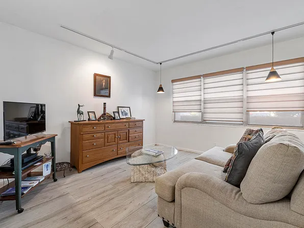 1012 Newport G, Deerfield Beach, FL 33442