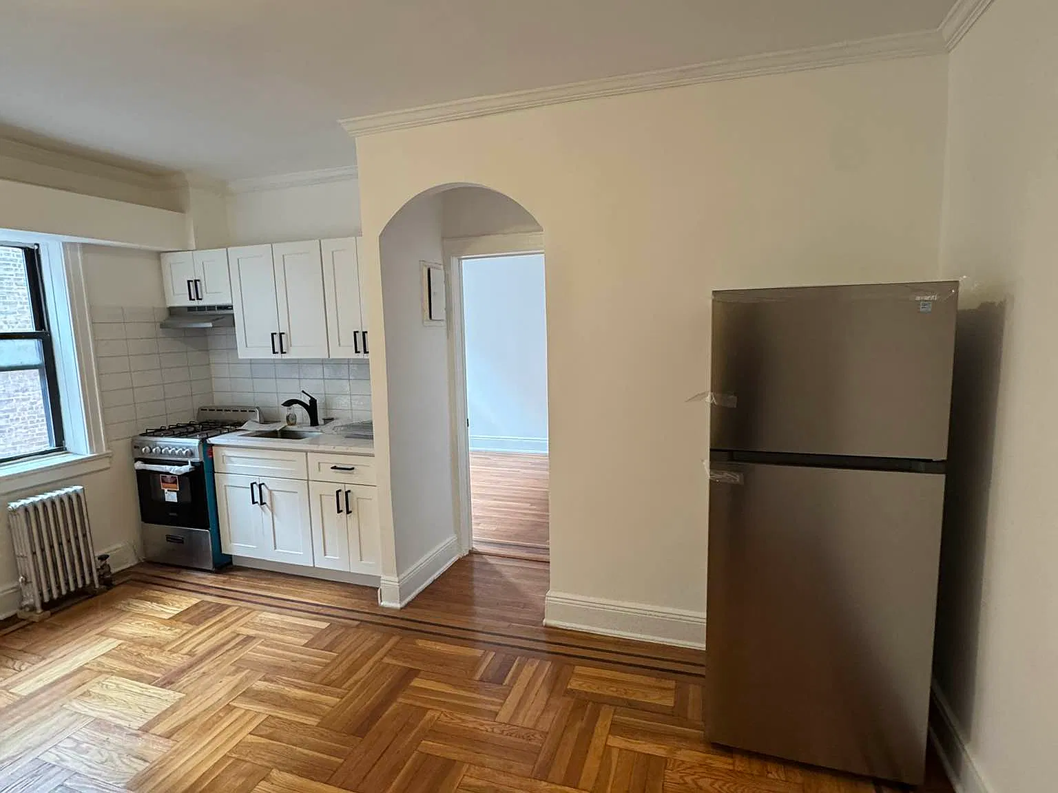 61-40 Saunders Street — Photo 2