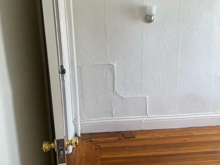 493 Hope St #2 — Photo 6